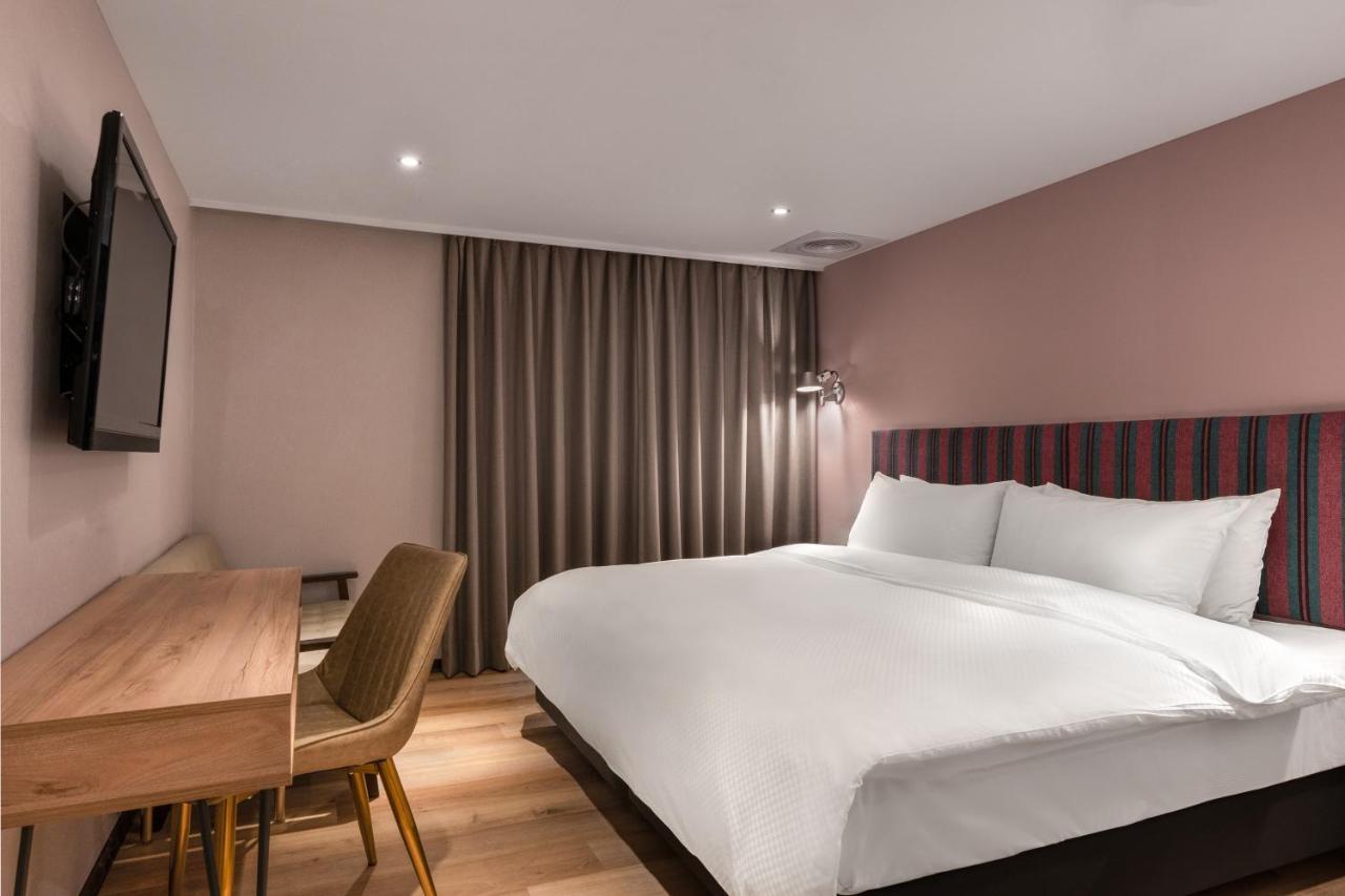 River Inn Kenting Hengchun Exterior photo